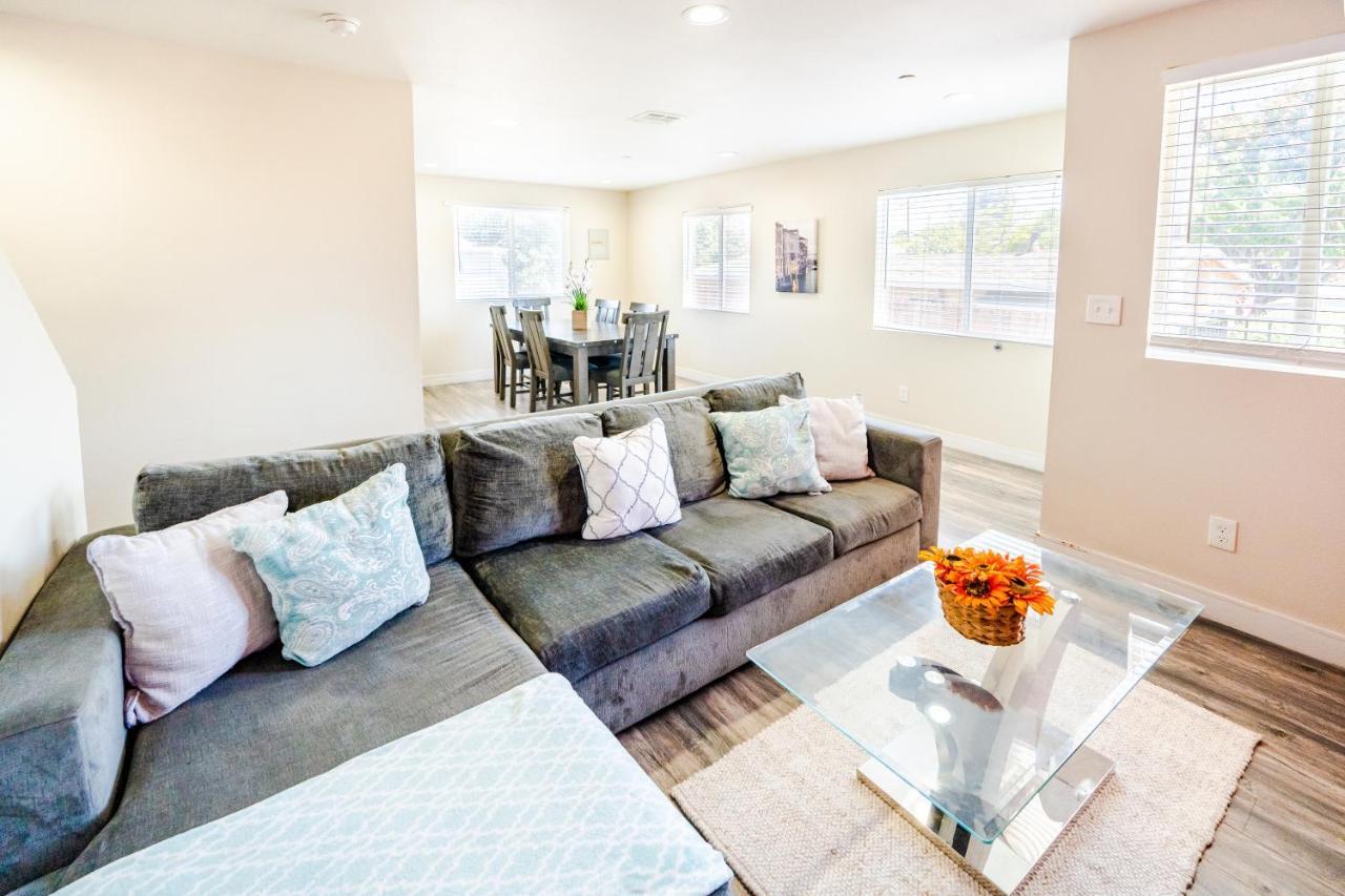 Spacious 5 Bedroom 3 Bath Modern Home By Downtown La With Parking ลอสแอนเจลิส ภายนอก รูปภาพ