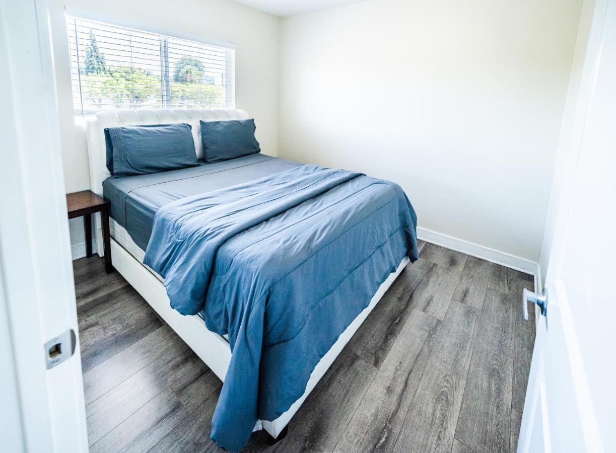 Spacious 5 Bedroom 3 Bath Modern Home By Downtown La With Parking ลอสแอนเจลิส ภายนอก รูปภาพ