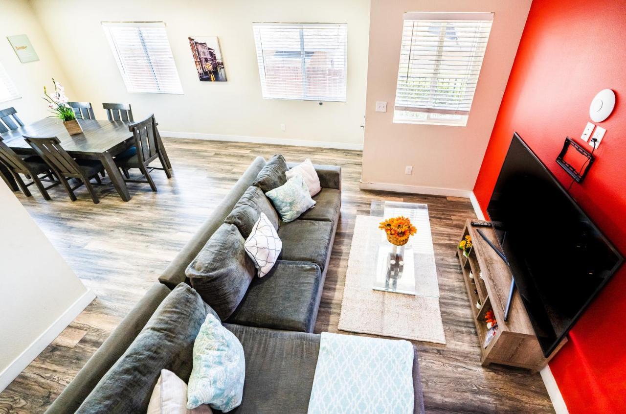Spacious 5 Bedroom 3 Bath Modern Home By Downtown La With Parking ลอสแอนเจลิส ภายนอก รูปภาพ